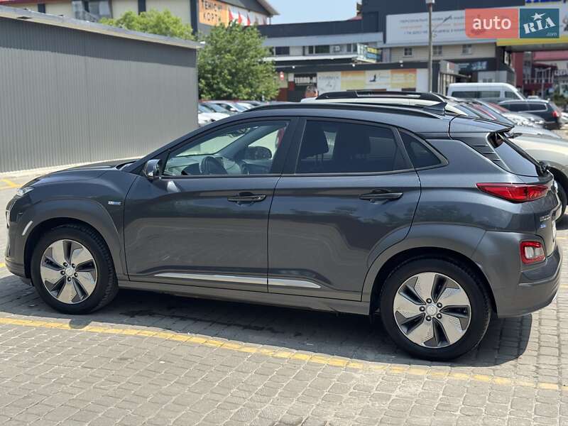 Внедорожник / Кроссовер Hyundai Kona 2018 в Львове