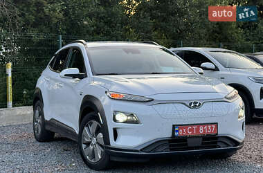 Внедорожник / Кроссовер Hyundai Kona 2020 в 