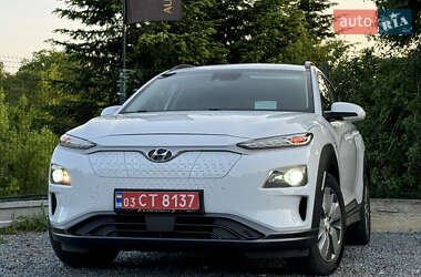 Внедорожник / Кроссовер Hyundai Kona 2020 в 