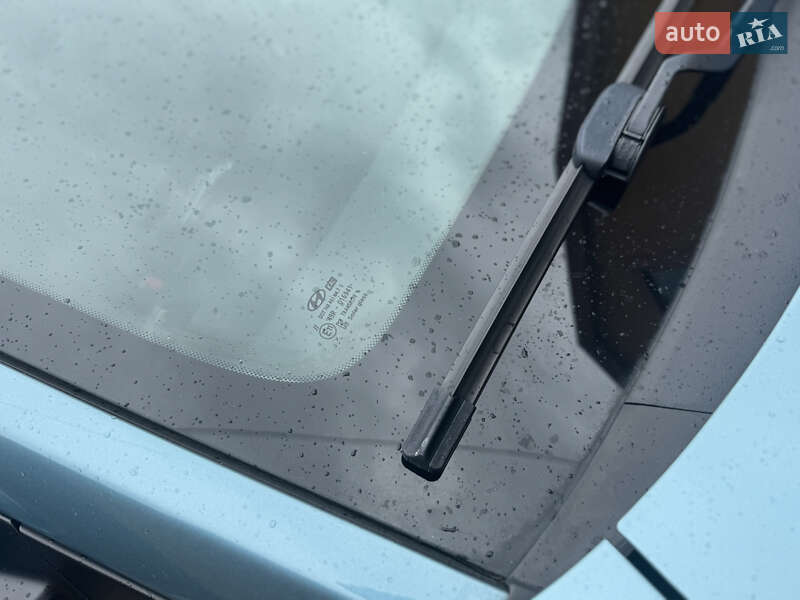 Внедорожник / Кроссовер Hyundai Kona 2019 в Ровно