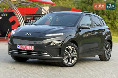Внедорожник / Кроссовер Hyundai Kona 2023 в Тернополе