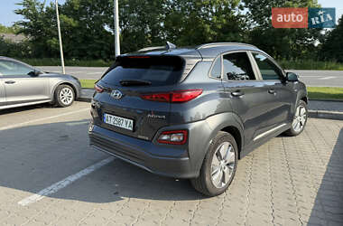 Внедорожник / Кроссовер Hyundai Kona 2020 в 
