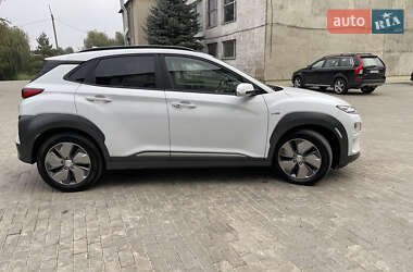 Позашляховик / Кросовер Hyundai Kona 2019 в 