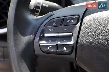 Позашляховик / Кросовер Hyundai Kona 2022 в 