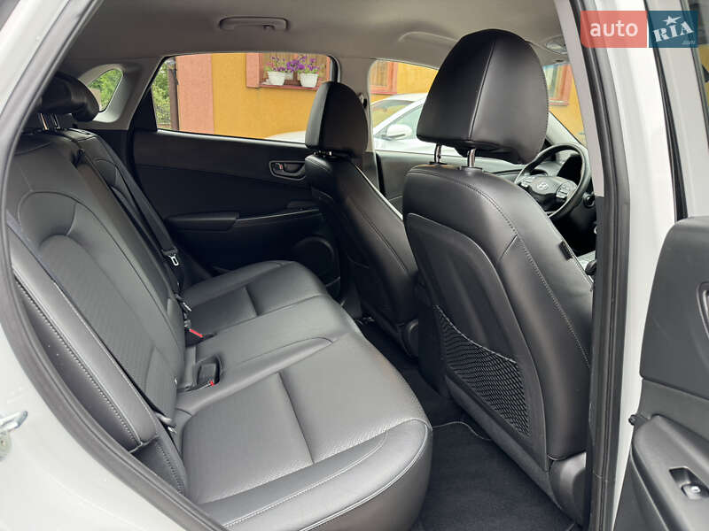 Внедорожник / Кроссовер Hyundai Kona 2019 в Ровно