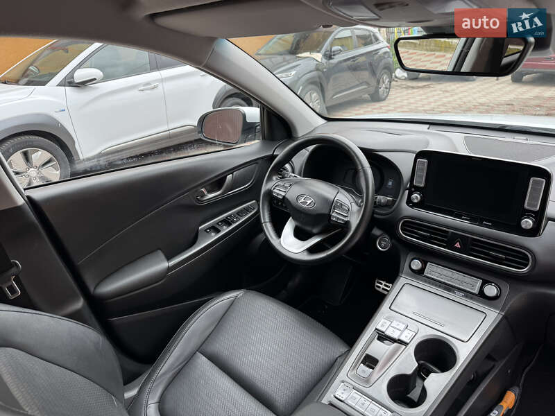 Внедорожник / Кроссовер Hyundai Kona 2019 в Ровно
