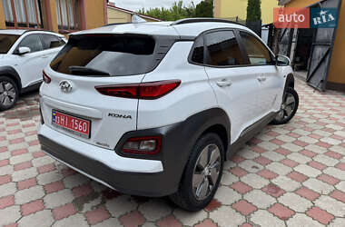 Внедорожник / Кроссовер Hyundai Kona 2019 в 