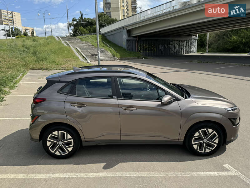 Позашляховик / Кросовер Hyundai Kona 2021 в Києві