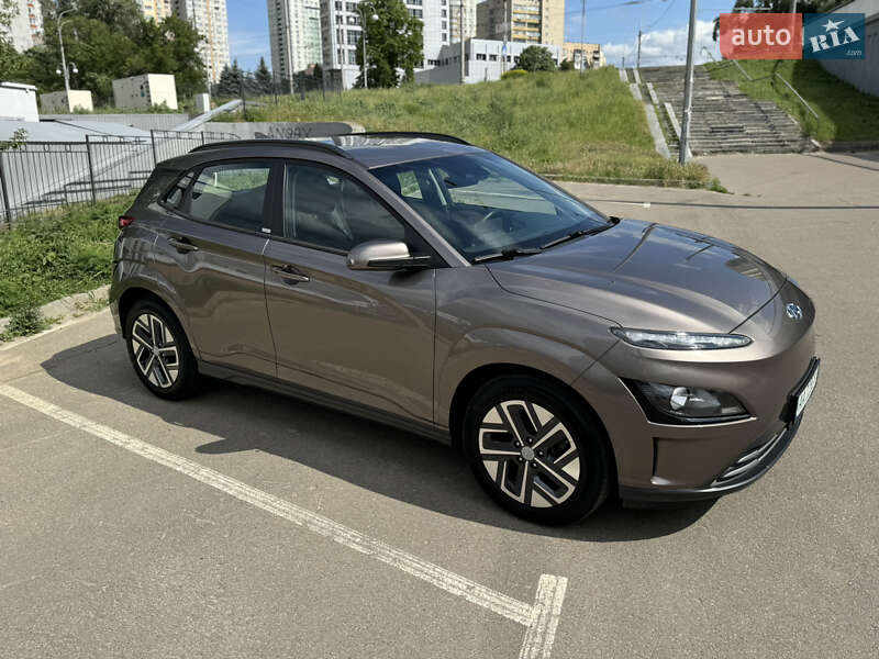 Позашляховик / Кросовер Hyundai Kona 2021 в Києві