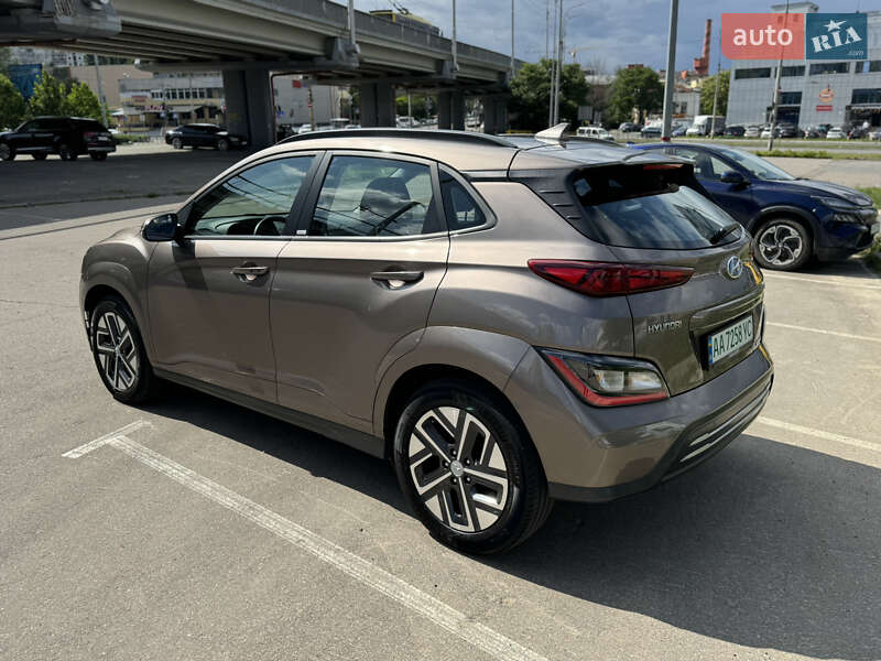 Позашляховик / Кросовер Hyundai Kona 2021 в Києві