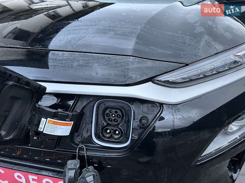 Позашляховик / Кросовер Hyundai Kona 2020 в Києві