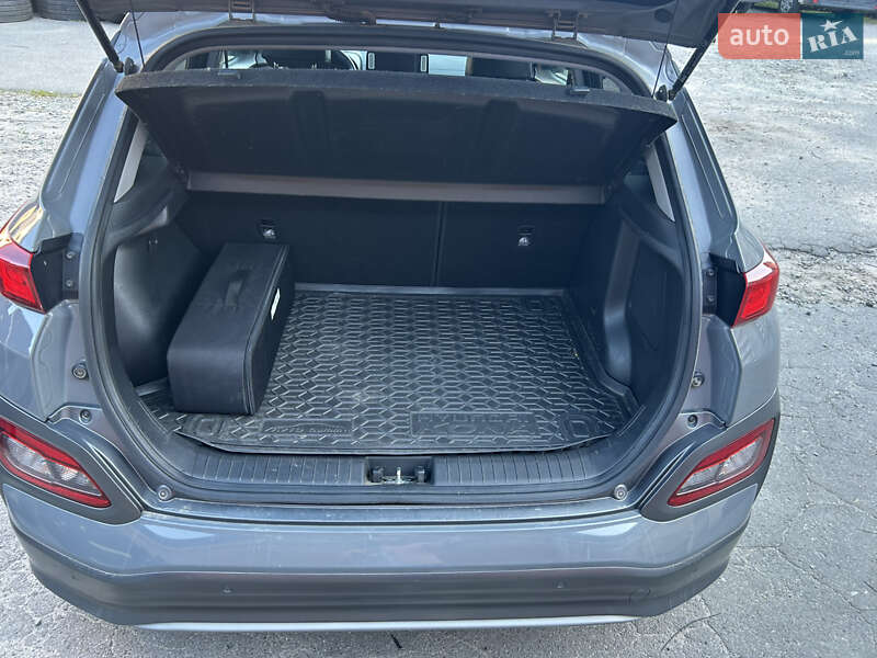 Внедорожник / Кроссовер Hyundai Kona 2019 в Виннице