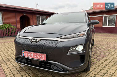 Внедорожник / Кроссовер Hyundai Kona 2020 в 