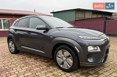 Внедорожник / Кроссовер Hyundai Kona 2020 в 