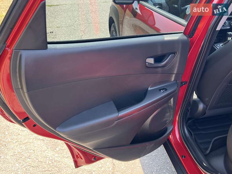 Внедорожник / Кроссовер Hyundai Kona 2018 в Днепре