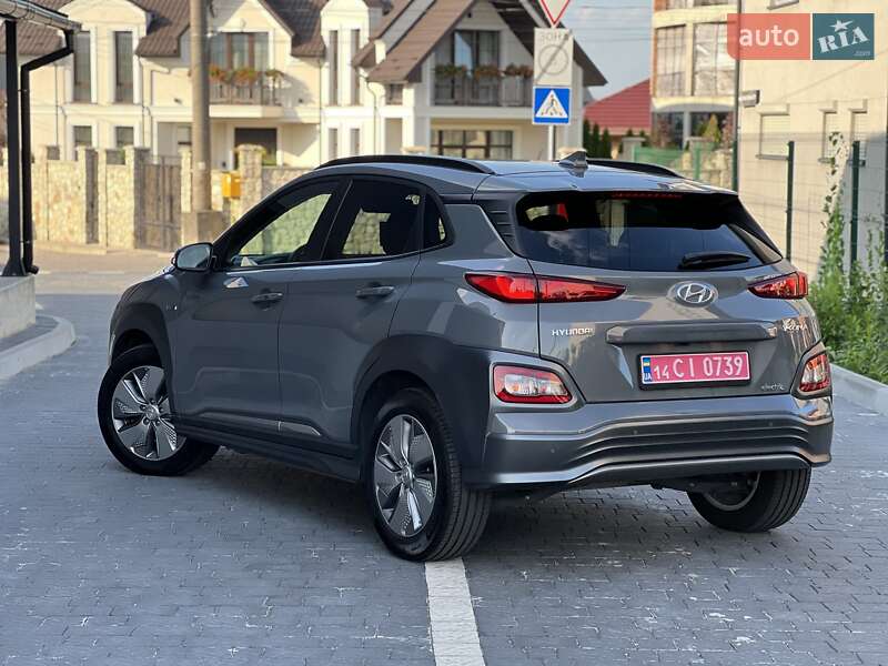 Внедорожник / Кроссовер Hyundai Kona 2020 в Львове