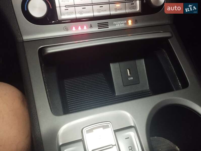 Внедорожник / Кроссовер Hyundai Kona 2020 в Виннице