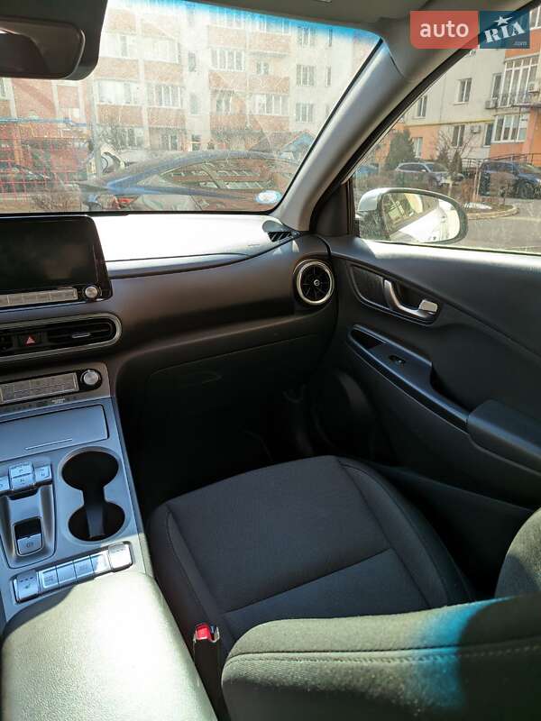 Внедорожник / Кроссовер Hyundai Kona 2020 в Виннице