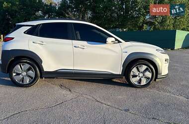 Позашляховик / Кросовер Hyundai Kona 2019 в Харкові