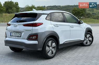 Внедорожник / Кроссовер Hyundai Kona 2018 в 