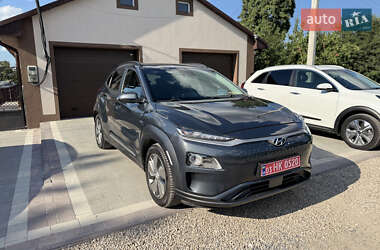 Внедорожник / Кроссовер Hyundai Kona 2019 в Тернополе