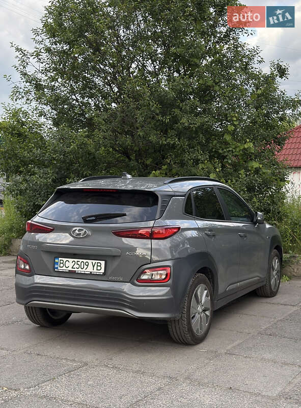 Внедорожник / Кроссовер Hyundai Kona 2019 в Львове