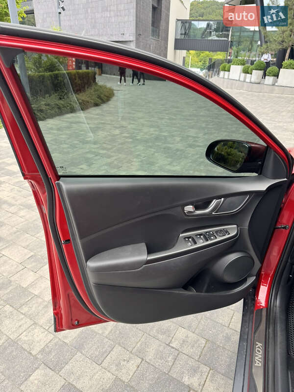 Позашляховик / Кросовер Hyundai Kona 2019 в Львові