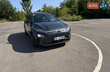 Внедорожник / Кроссовер Hyundai Kona 2020 в Тернополе