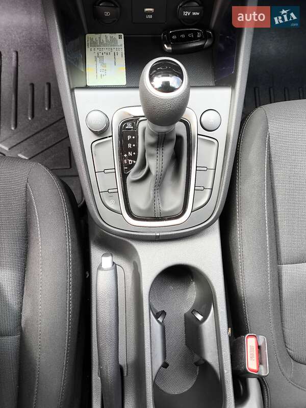 Позашляховик / Кросовер Hyundai Kona 2023 в Великих Лучках