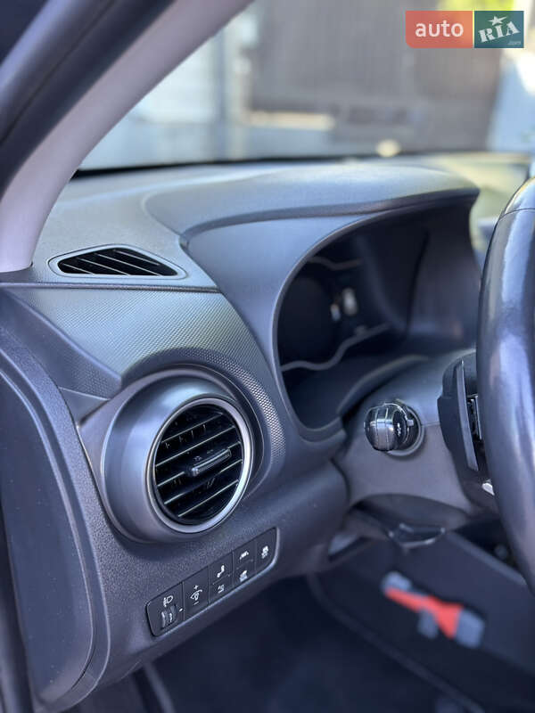 Внедорожник / Кроссовер Hyundai Kona 2020 в Черкассах фото 22 Внедорожник / Кроссовер Hyundai Kona 2020 в Черкассах