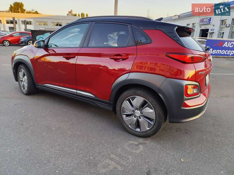 Позашляховик / Кросовер Hyundai Kona 2019 в Києві