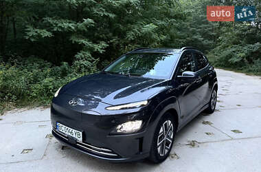 Позашляховик / Кросовер Hyundai Kona 2021 в Львові