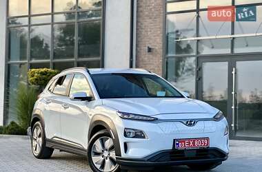 Внедорожник / Кроссовер Hyundai Kona 2020 в Тернополе