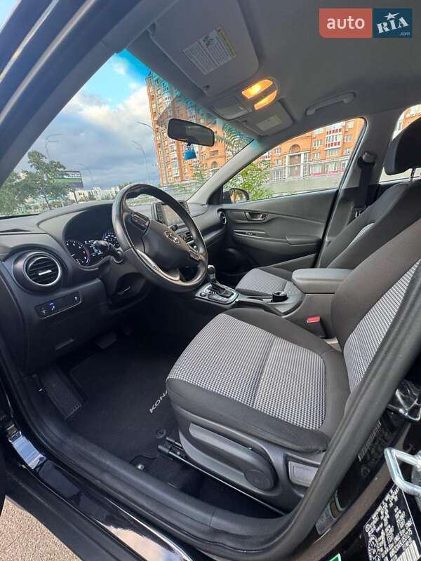 Внедорожник / Кроссовер Hyundai Kona 2019 в Киеве