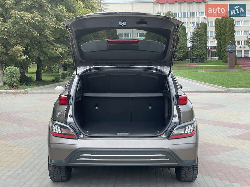 Внедорожник / Кроссовер Hyundai Kona 2021 в Тернополе