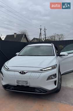 Позашляховик / Кросовер Hyundai Kona 2020 в Львові