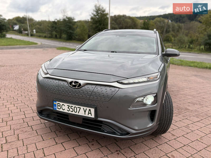 Позашляховик / Кросовер Hyundai Kona 2018 в Стрию