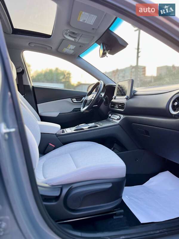 Внедорожник / Кроссовер Hyundai Kona 2022 в Черновцах