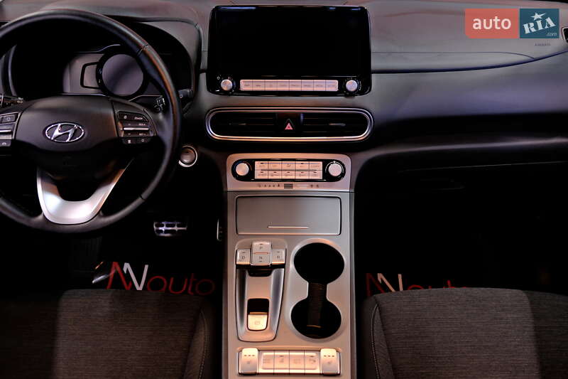 Внедорожник / Кроссовер Hyundai Kona 2020 в Одессе