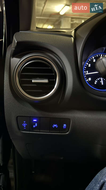 Внедорожник / Кроссовер Hyundai Kona 2020 в Луцке