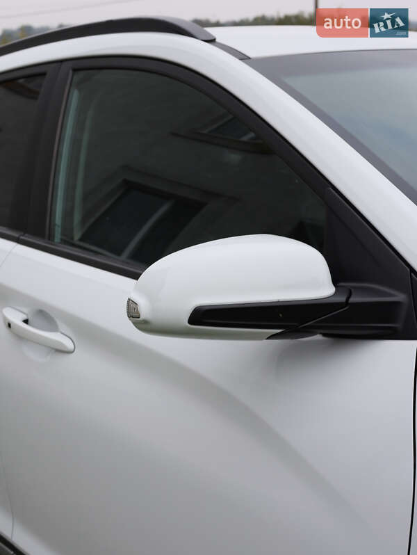 Внедорожник / Кроссовер Hyundai Kona 2020 в Тернополе