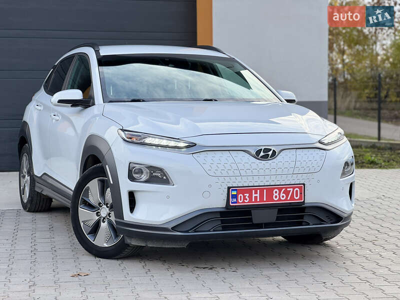 Позашляховик / Кросовер Hyundai Kona 2020 в Рівному