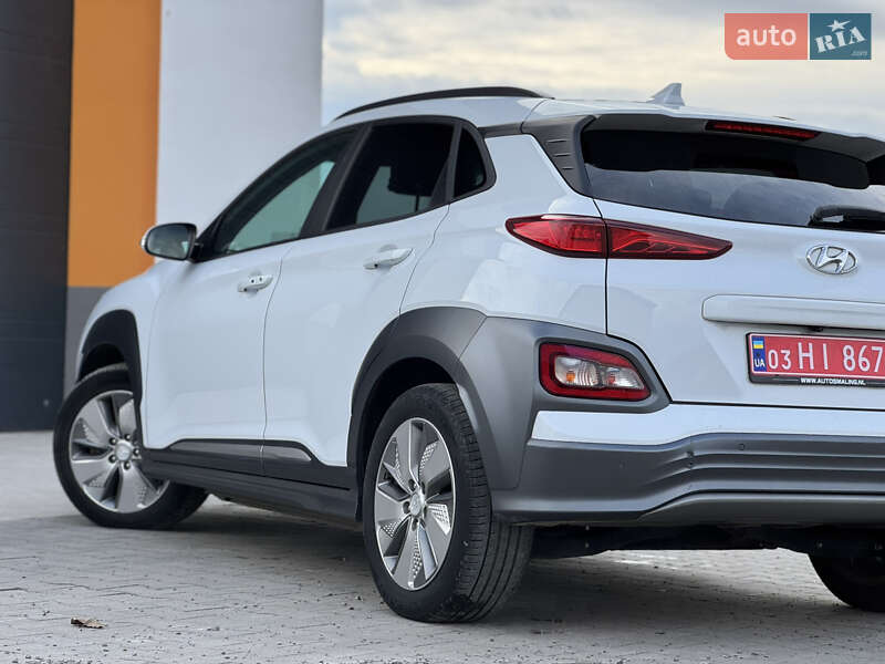 Позашляховик / Кросовер Hyundai Kona 2020 в Рівному