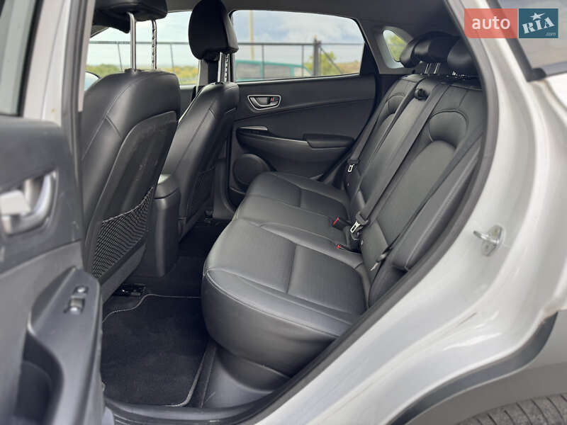 Позашляховик / Кросовер Hyundai Kona 2020 в Рівному