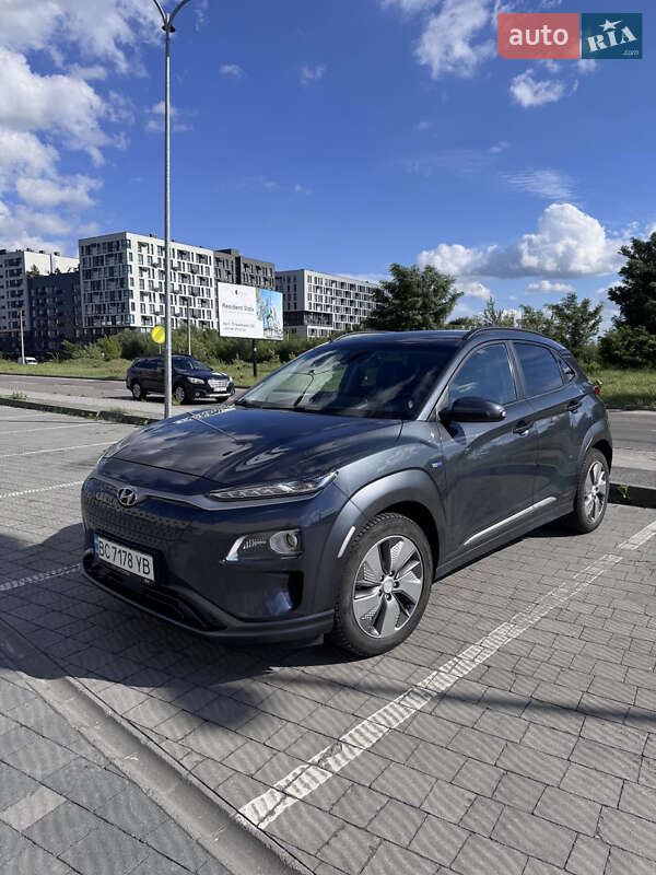 Внедорожник / Кроссовер Hyundai Kona 2019 в Львове