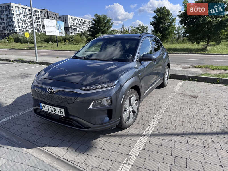 Внедорожник / Кроссовер Hyundai Kona 2019 в Львове