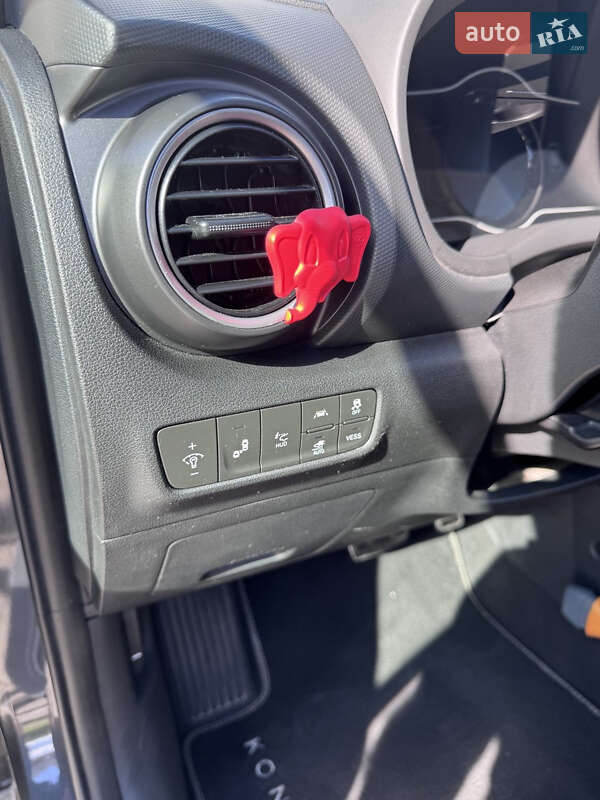 Внедорожник / Кроссовер Hyundai Kona 2019 в Львове