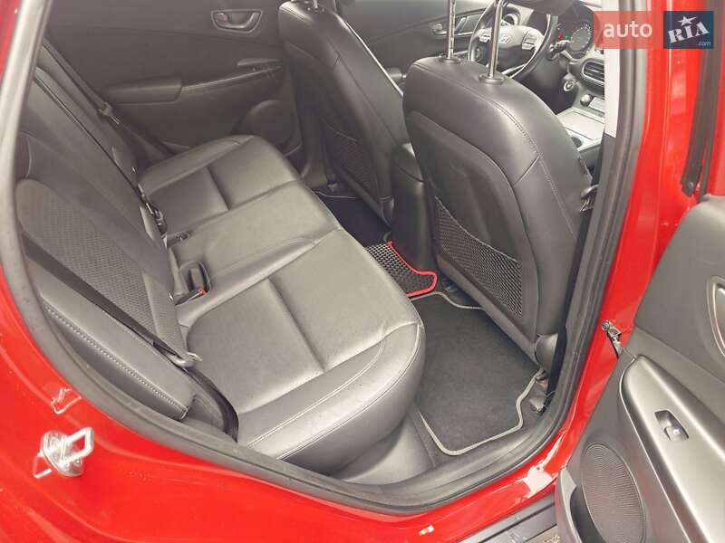 Внедорожник / Кроссовер Hyundai Kona 2021 в Виннице