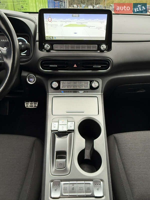 Внедорожник / Кроссовер Hyundai Kona 2022 в Дубно