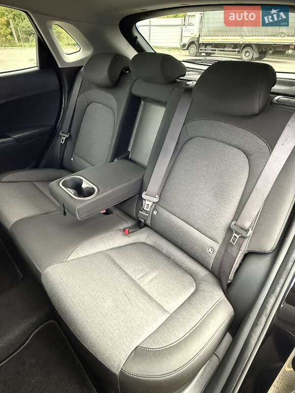 Внедорожник / Кроссовер Hyundai Kona 2022 в Дубно